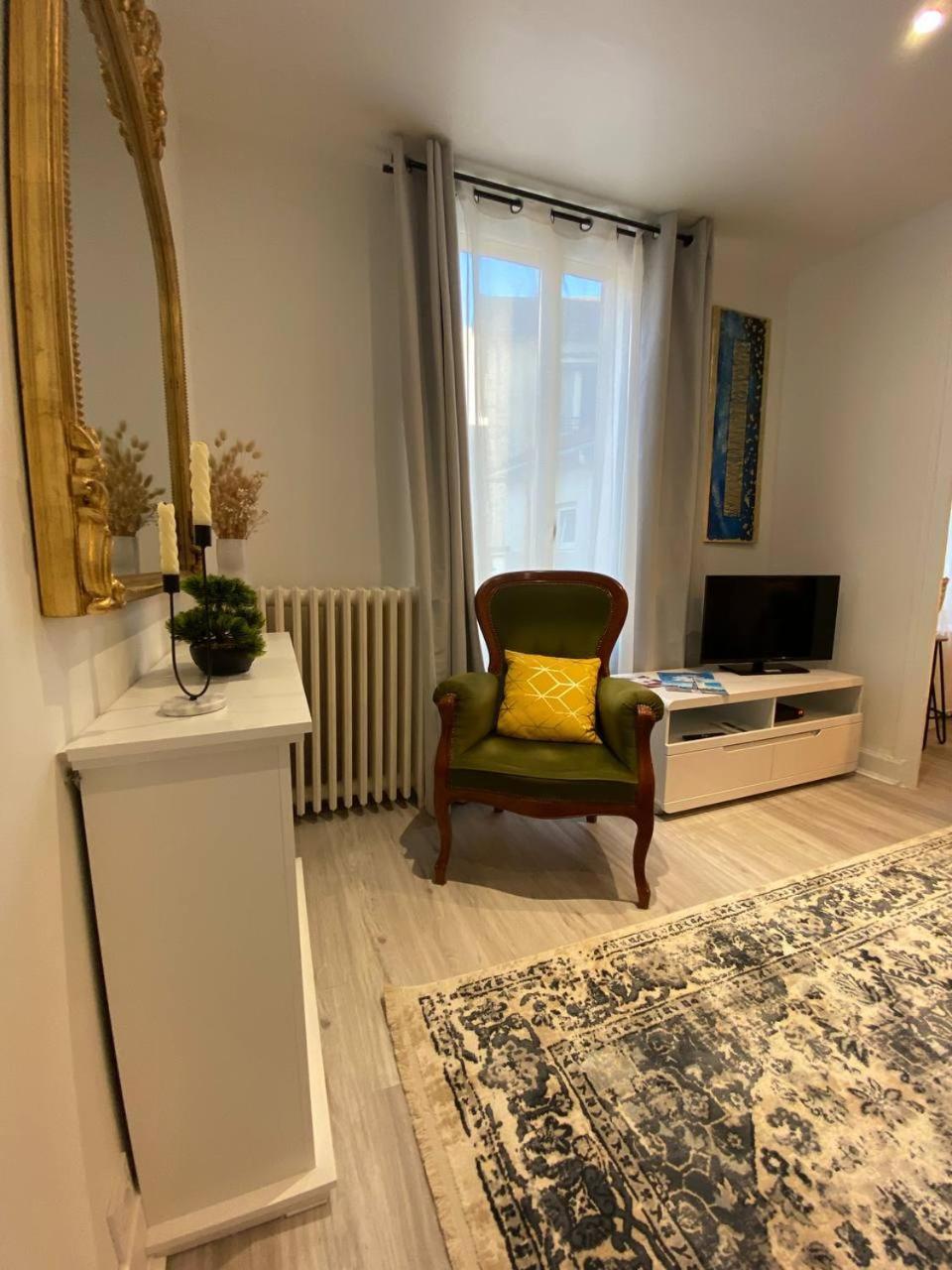 Maison Cosy A Vichy Extérieur photo